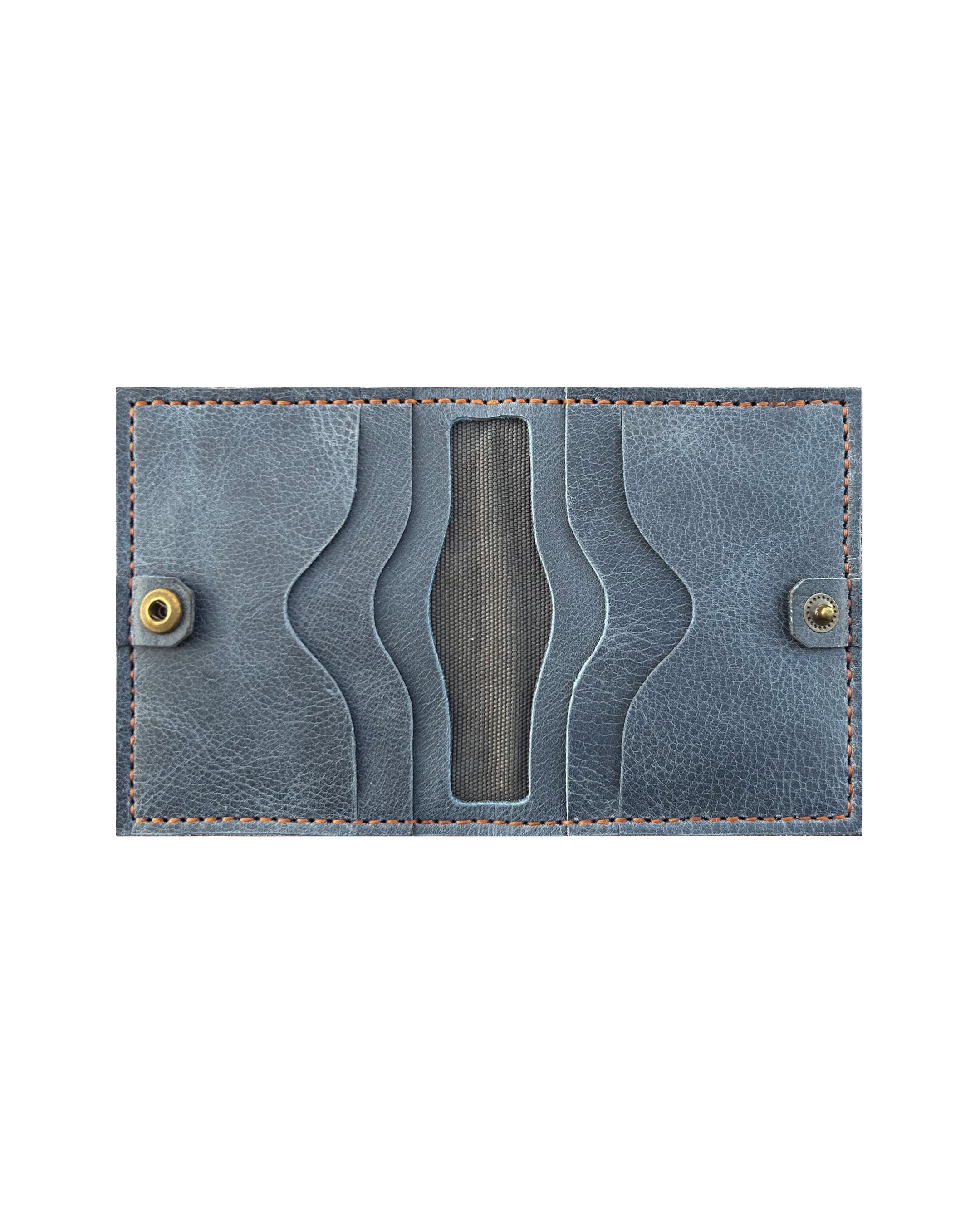 THE FAMILY CARDHOLDER