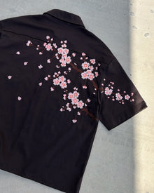 Sakura Gömlek - Kahverengi – nakış detayı | Voyant Apparel