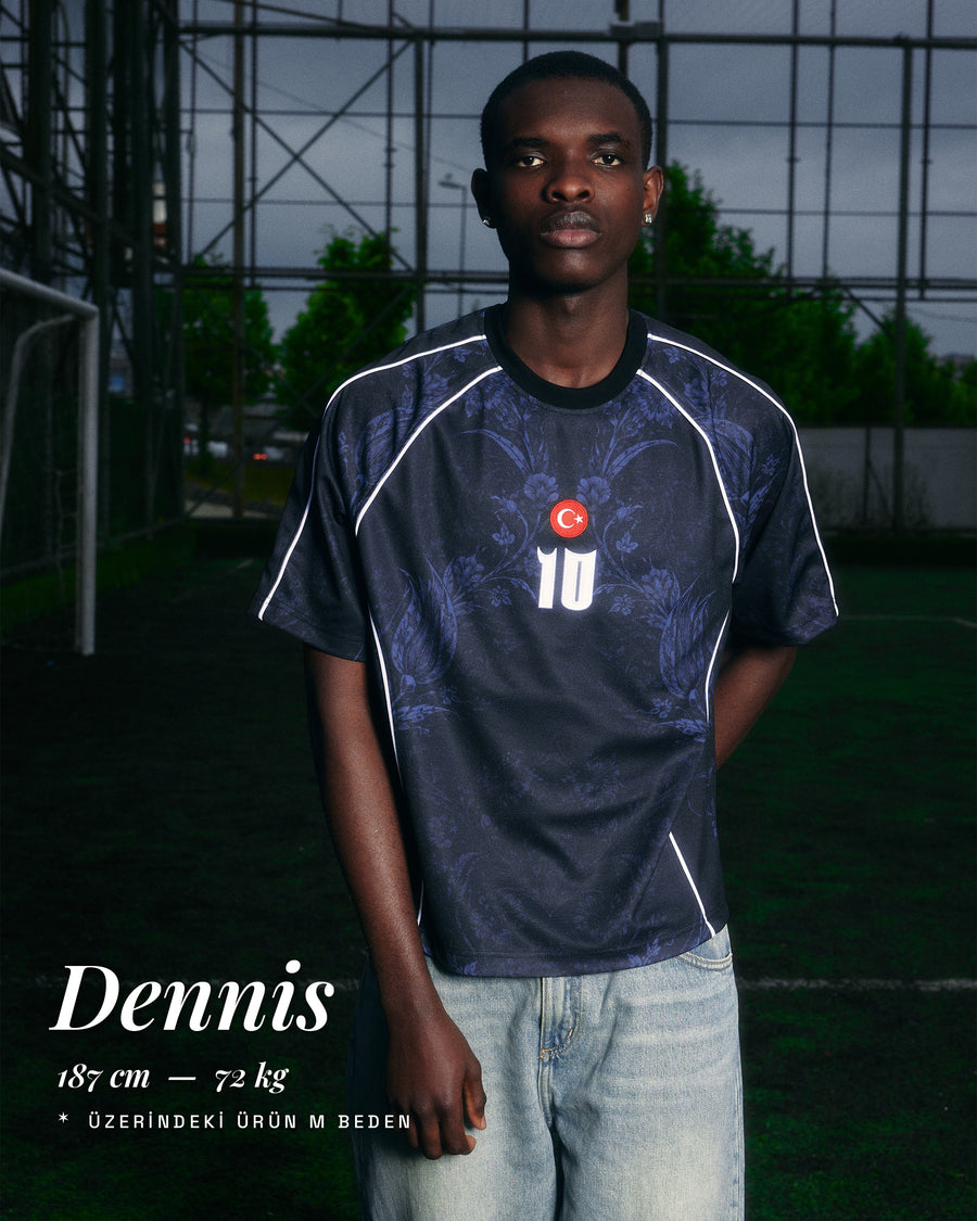 Türkiye Jersey - Desenli forma – model üzerinde görünüm | Voyant Apparel
