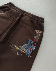 Walkers V2 Baggy Eşofman Altı - Kahverengi – model üzerinde görünüm | Voyant Apparel